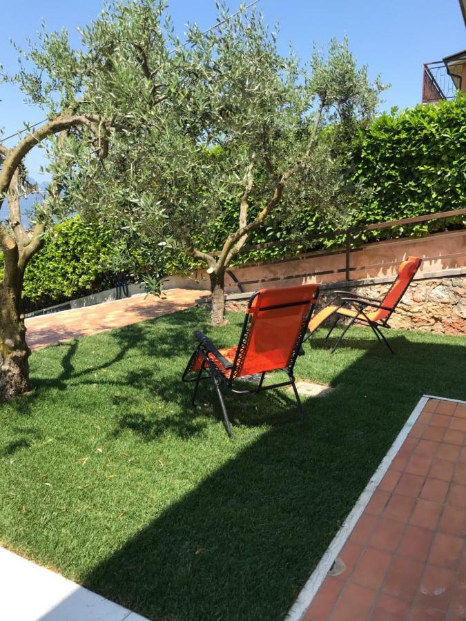 Appartamento Lago Di Garda Albisano Torri Del Benaco Exterior foto